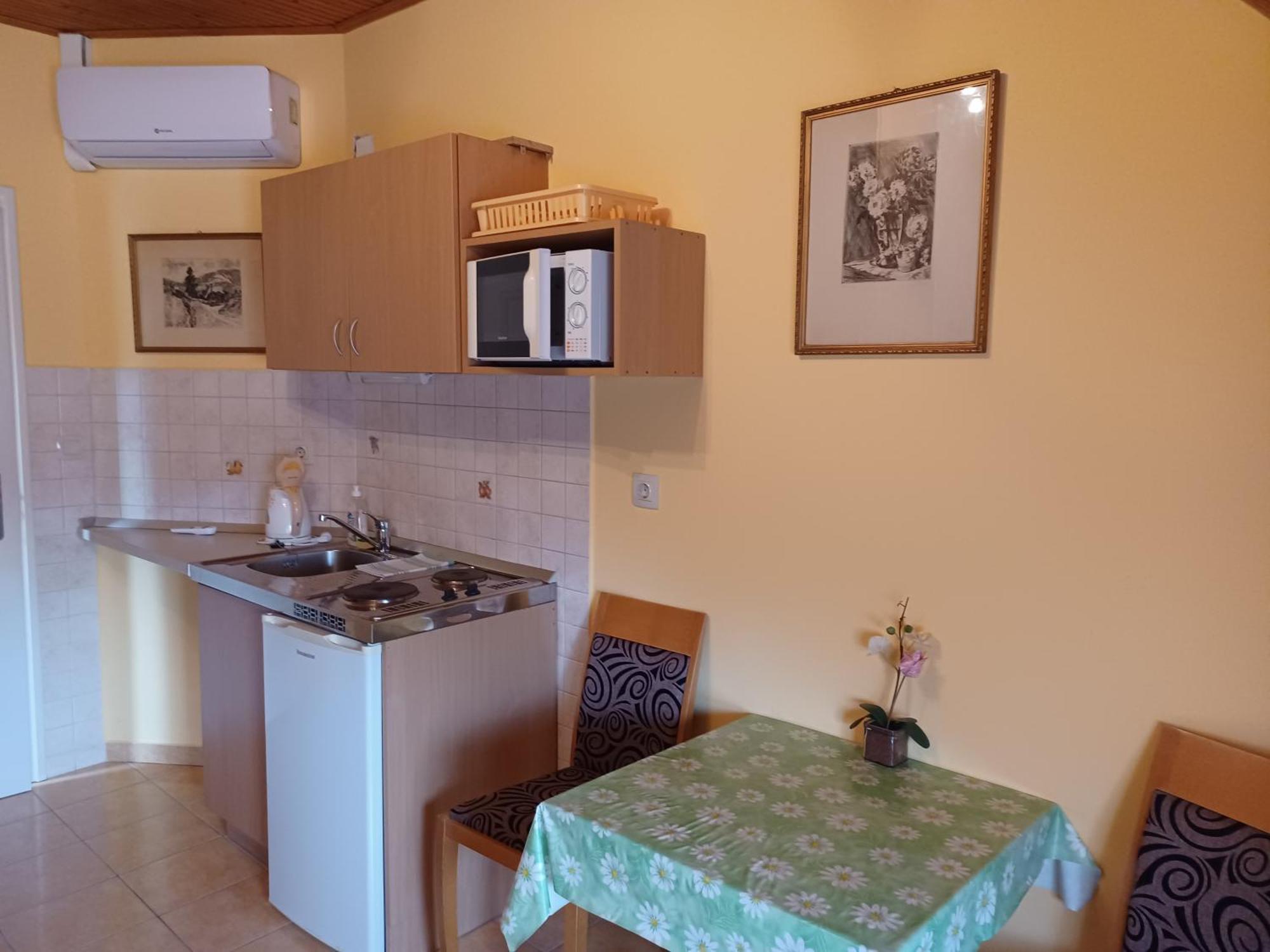 Andrea Apartmanhaz Balatongyörök المظهر الخارجي الصورة