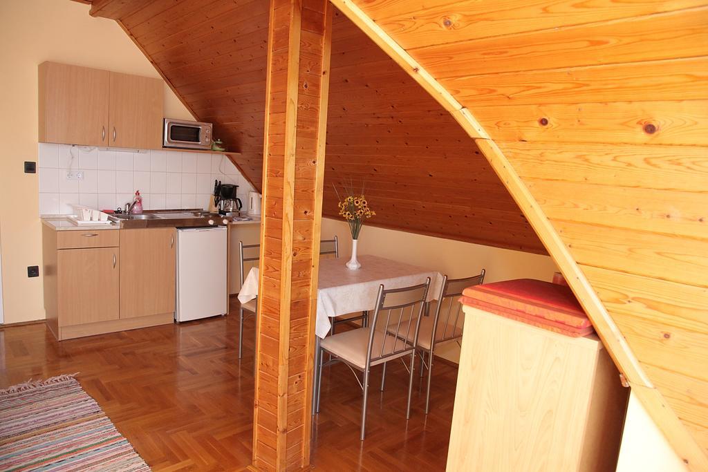 Andrea Apartmanhaz Balatongyörök المظهر الخارجي الصورة