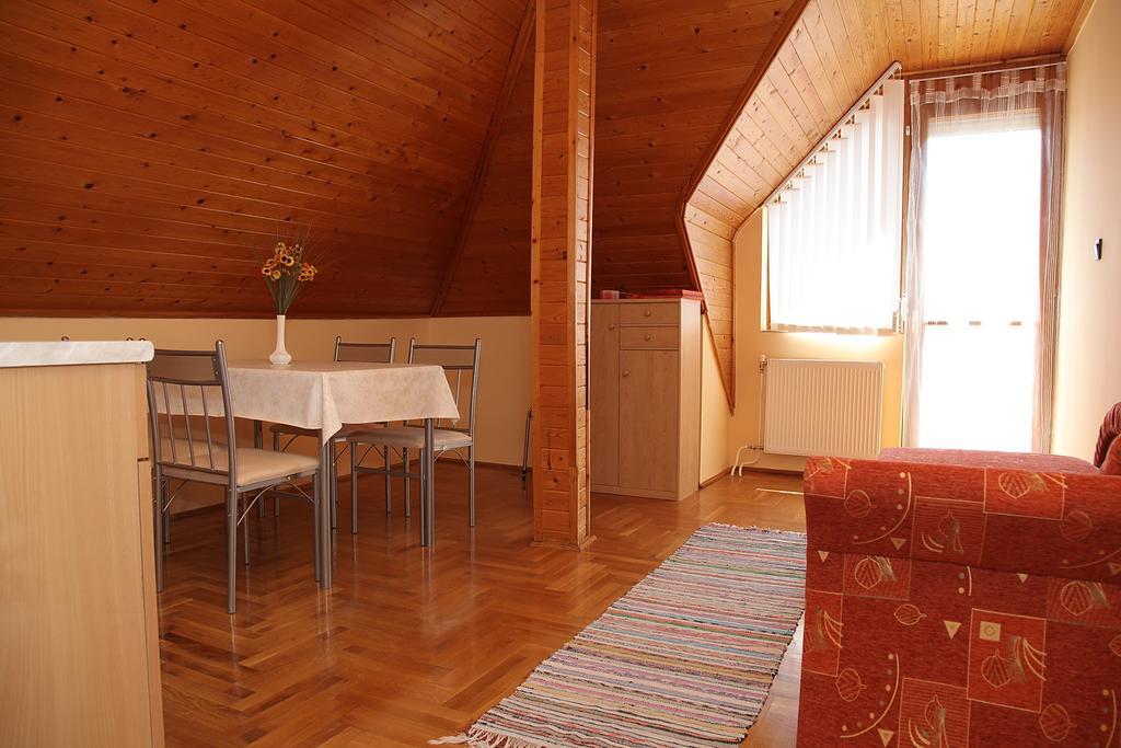 Andrea Apartmanhaz Balatongyörök المظهر الخارجي الصورة