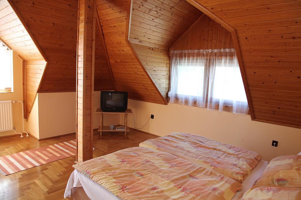 Andrea Apartmanhaz Balatongyörök المظهر الخارجي الصورة